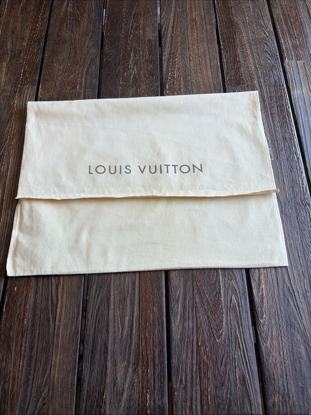 Authentic Louis Vuitton Dust Bag Sleeper Cover Beige Envelope Flap Aprx 18”X14”